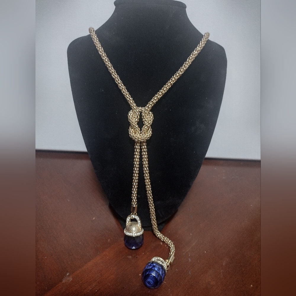 Thick gold rope necklace
